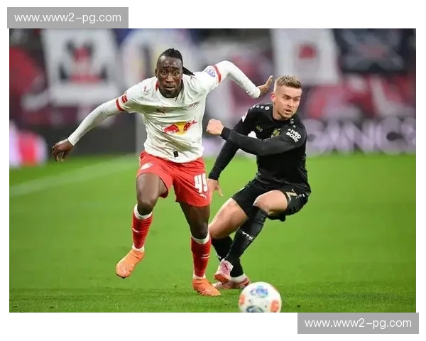 英超争四格局再生变 热刺与曼联的冬窗策略将成胜负手